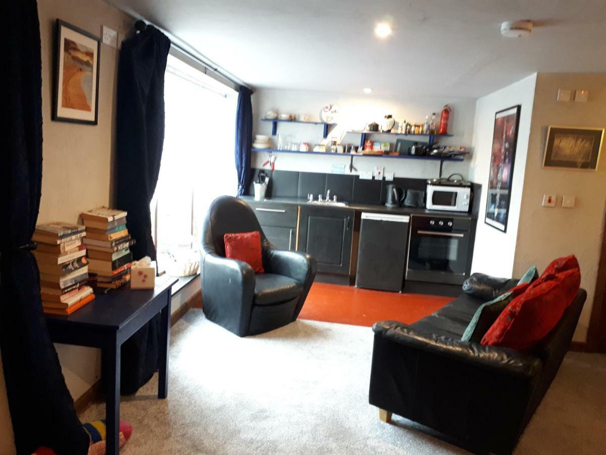 The Village Studio Apartments Moate Exteriér fotografie